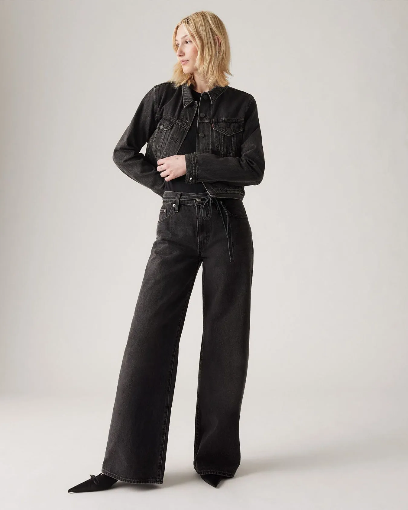 Levi's® Womens XL Straight Wide Leg Jeans - Influential Lady