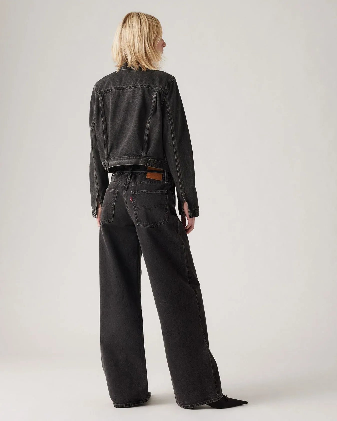 Levi's® Womens XL Straight Wide Leg Jeans - Influential Lady