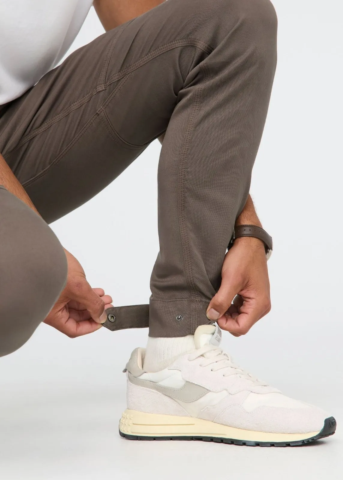 Live Free Adventure Pant - Canteen